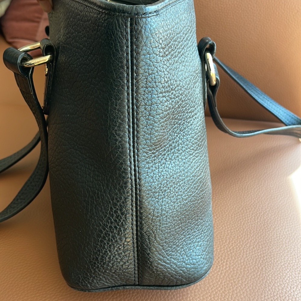 Burberry leather should bag - Picture 6 of 12